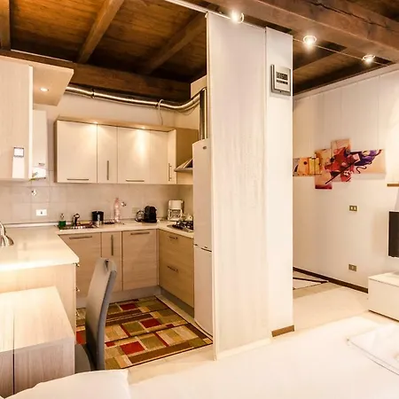 아파트 Borgo San Pietro Studio, In Centro E Comodo Alla Stazione *